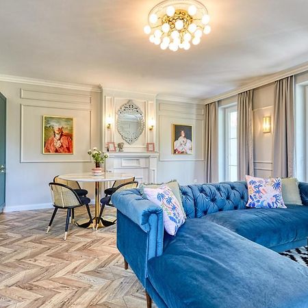 The Doors Luxury Apartment Mosonmagyaróvár Eksteriør billede