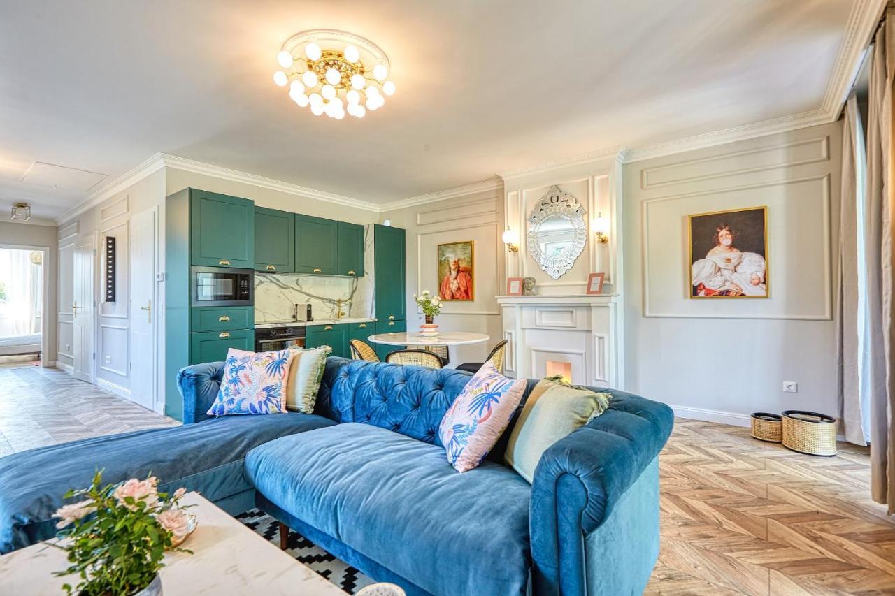 The Doors Luxury Apartment Mosonmagyaróvár Eksteriør billede