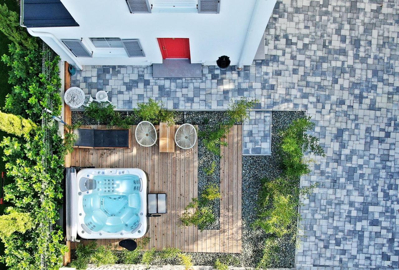 The Doors Luxury Apartment Mosonmagyaróvár Eksteriør billede