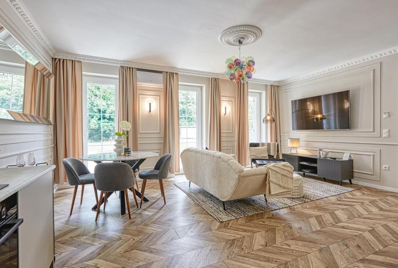 The Doors Luxury Apartment Mosonmagyaróvár Eksteriør billede