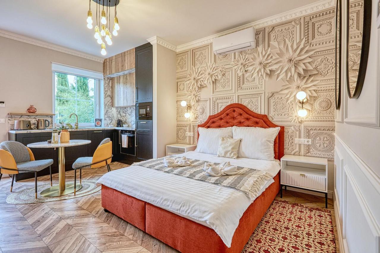 The Doors Luxury Apartment Mosonmagyaróvár Eksteriør billede