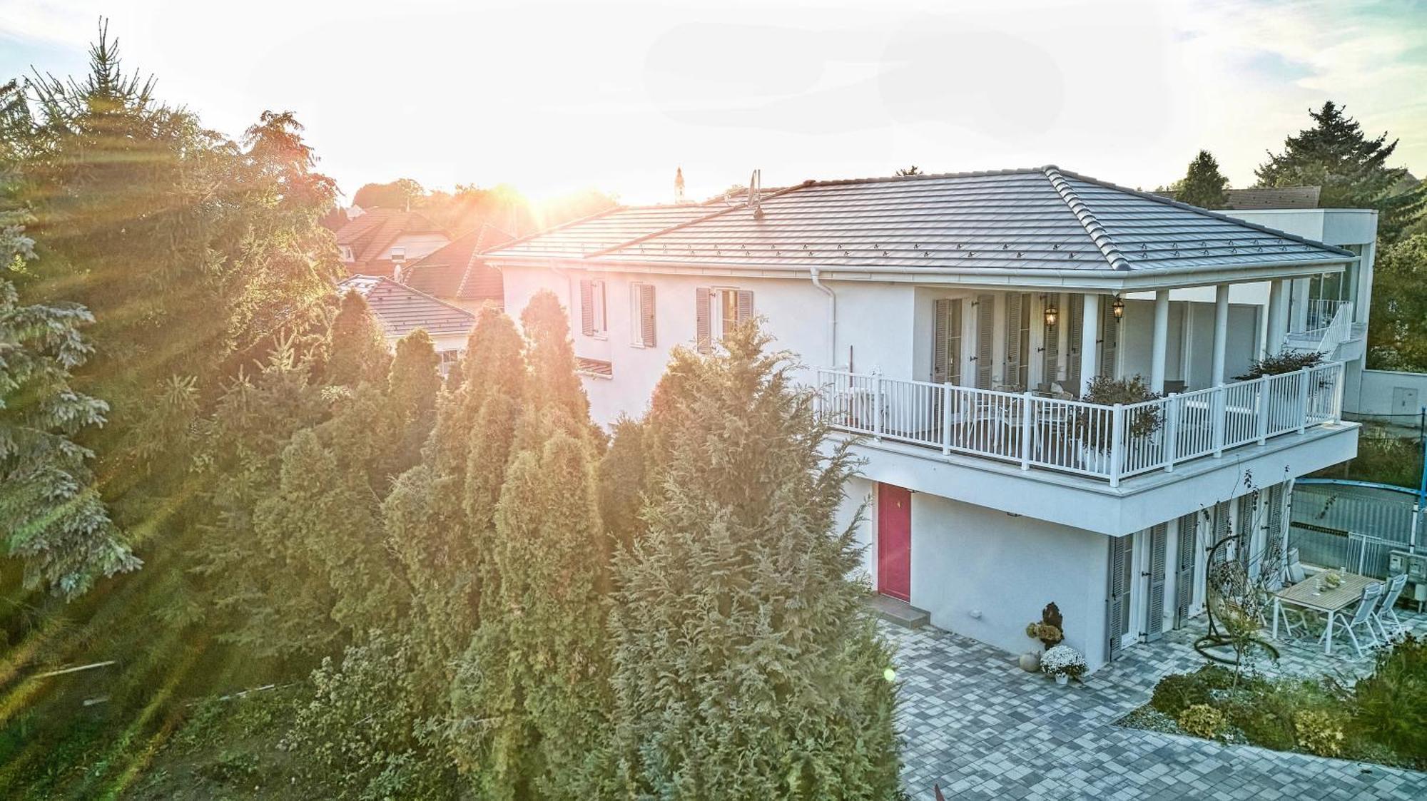 The Doors Luxury Apartment Mosonmagyaróvár Eksteriør billede