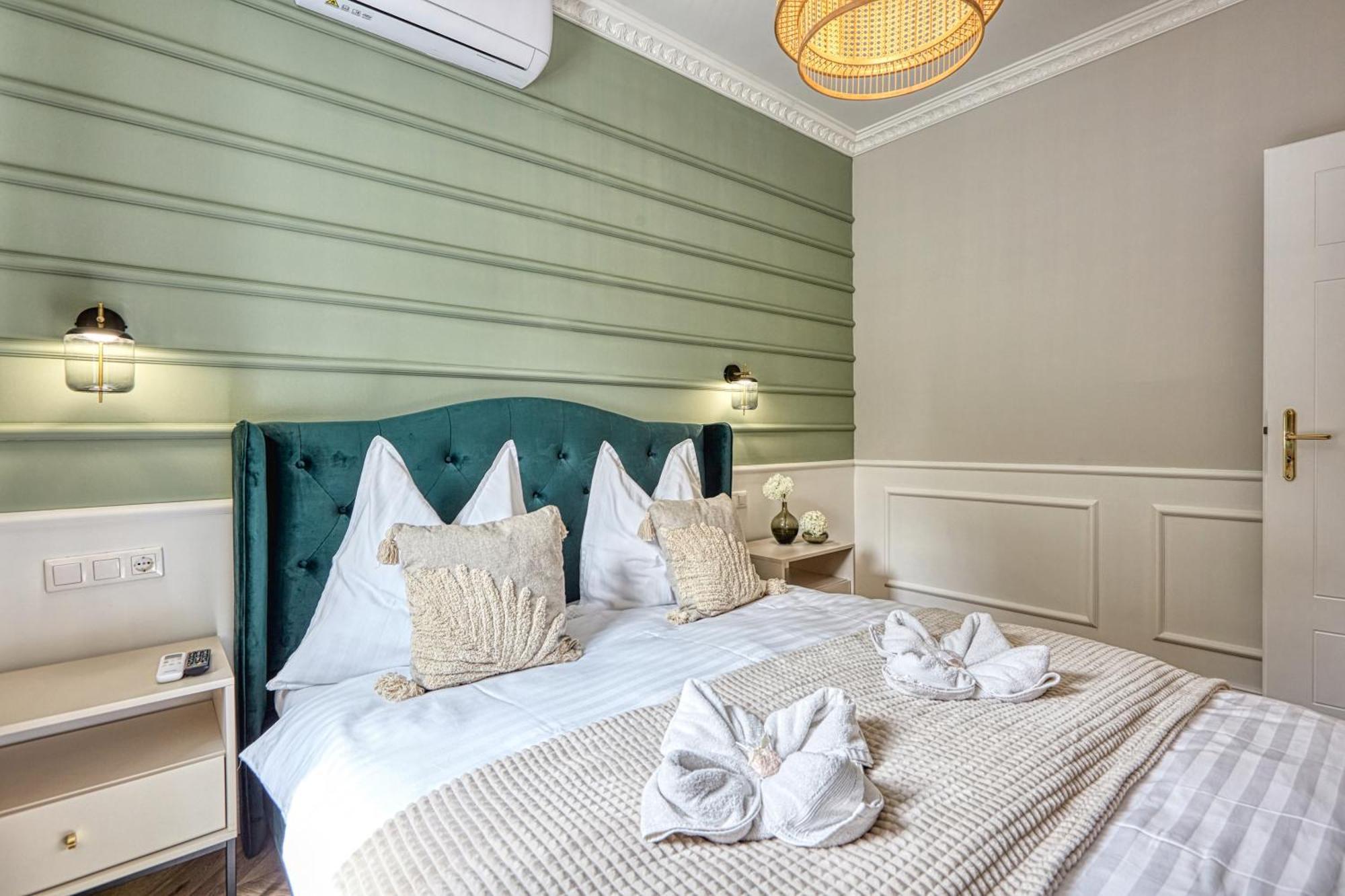 The Doors Luxury Apartment Mosonmagyaróvár Eksteriør billede